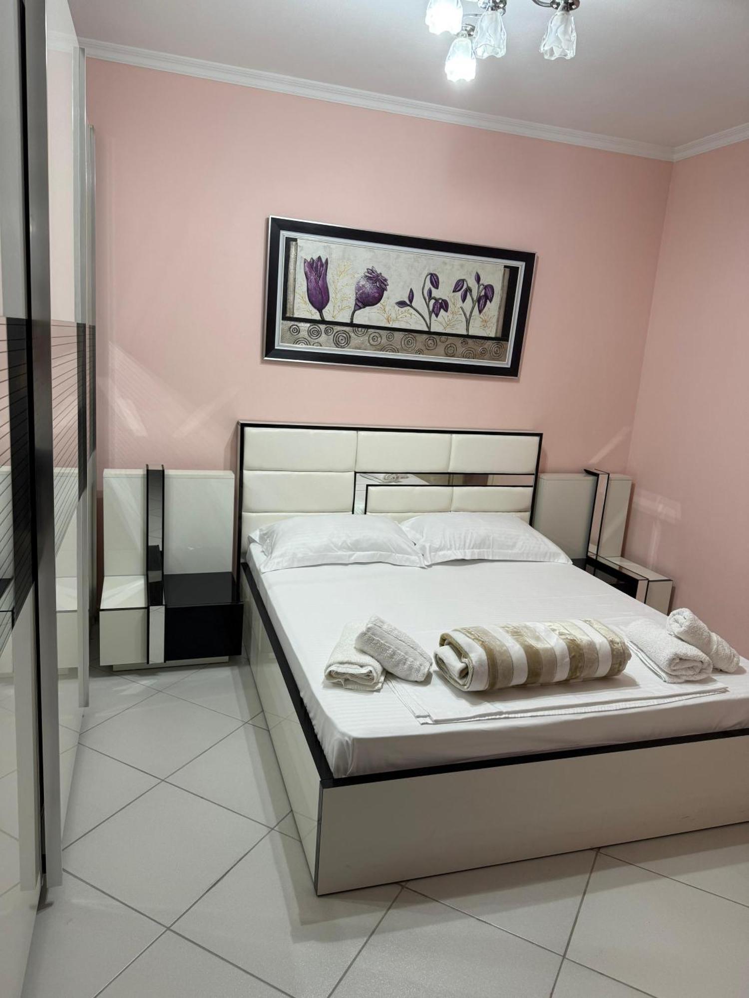 Amy'S Luxury Appartment Shkodër 外观 照片