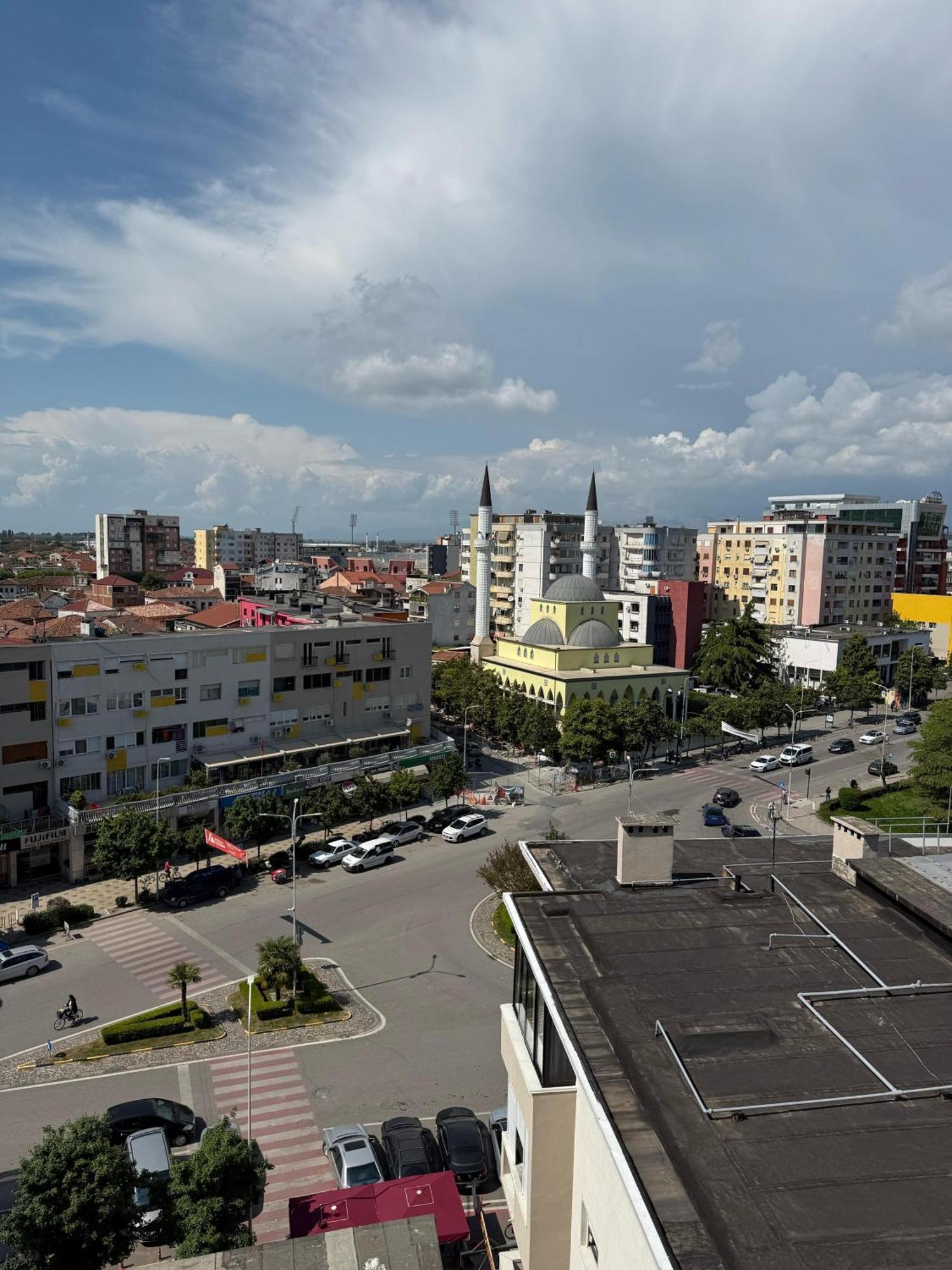 Amy'S Luxury Appartment Shkodër 外观 照片